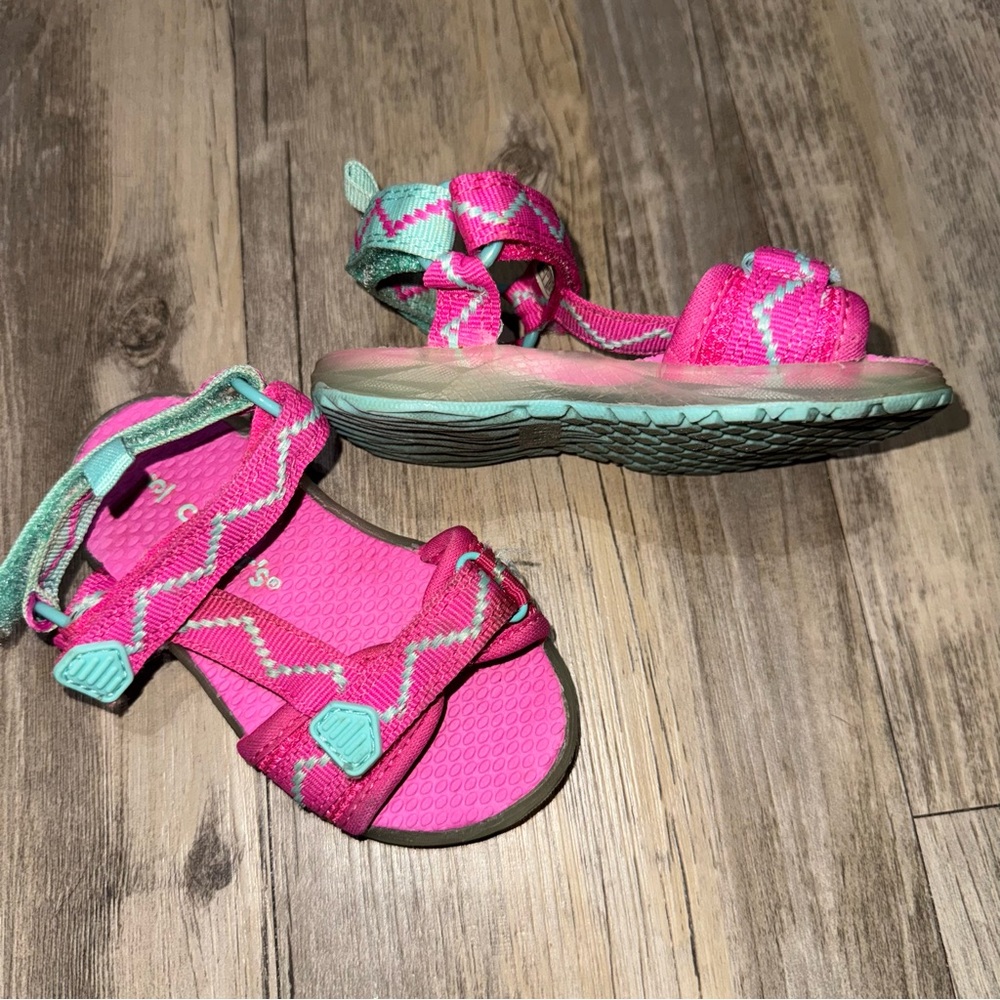 🎀3/$23🎀 Carter's Vibrant Pink and Aqua Kids Sandals - Picture 5 of 13